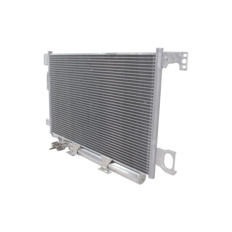06-07 Md C-class Condensador