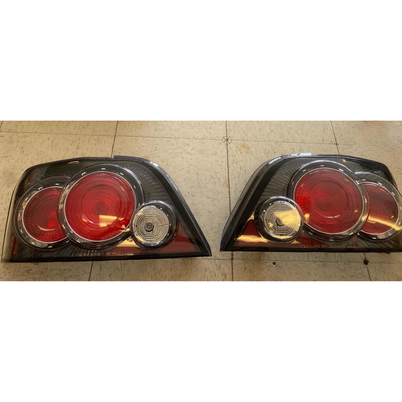 Mitsubishi Lancer 2002-2003 Par De Calaveras