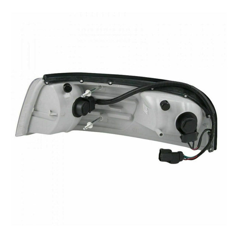 Cuarto Mercury Grand Marquis 06-09