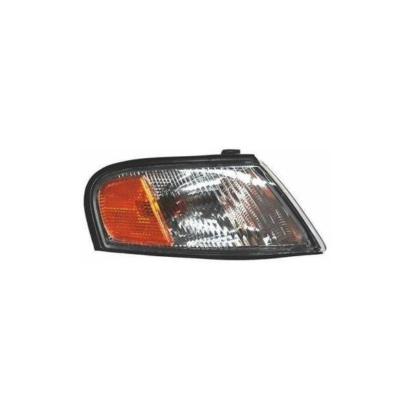 Cuarto Punta Nissan Altima 98-99